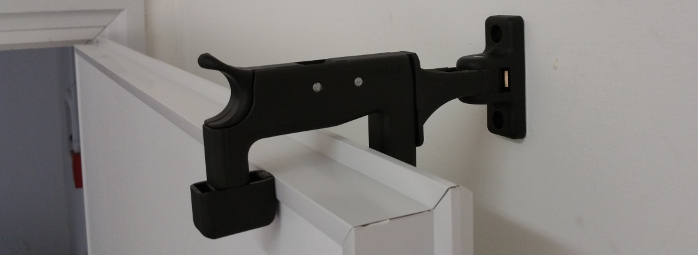 Open door holder